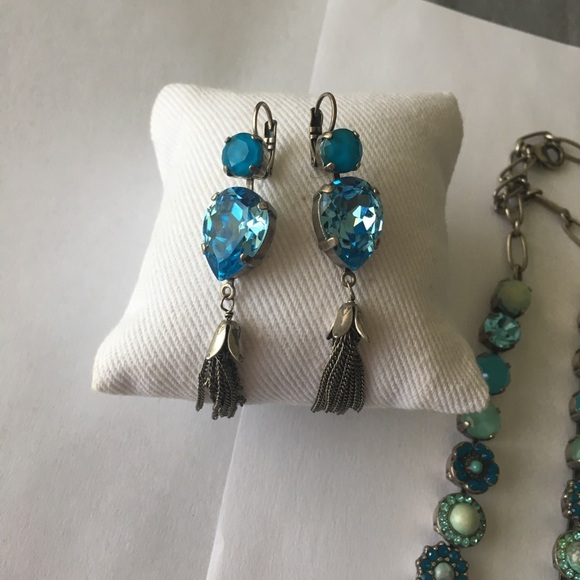 Necklace earrings bracelet set - Picture 3 of 8